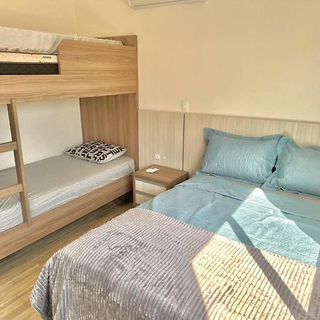 Apartamento Avenida F Бомбиньяс Экстерьер фото