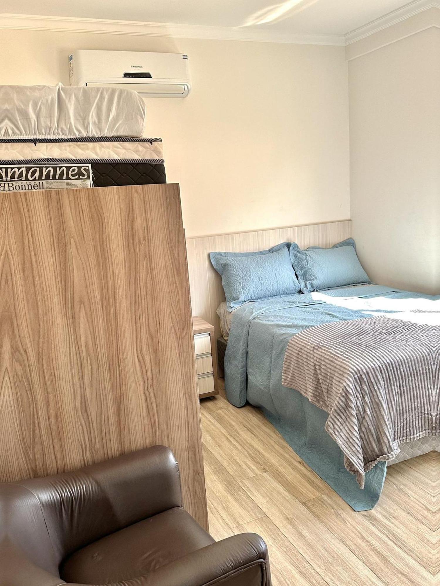 Apartamento Avenida F Бомбиньяс Экстерьер фото