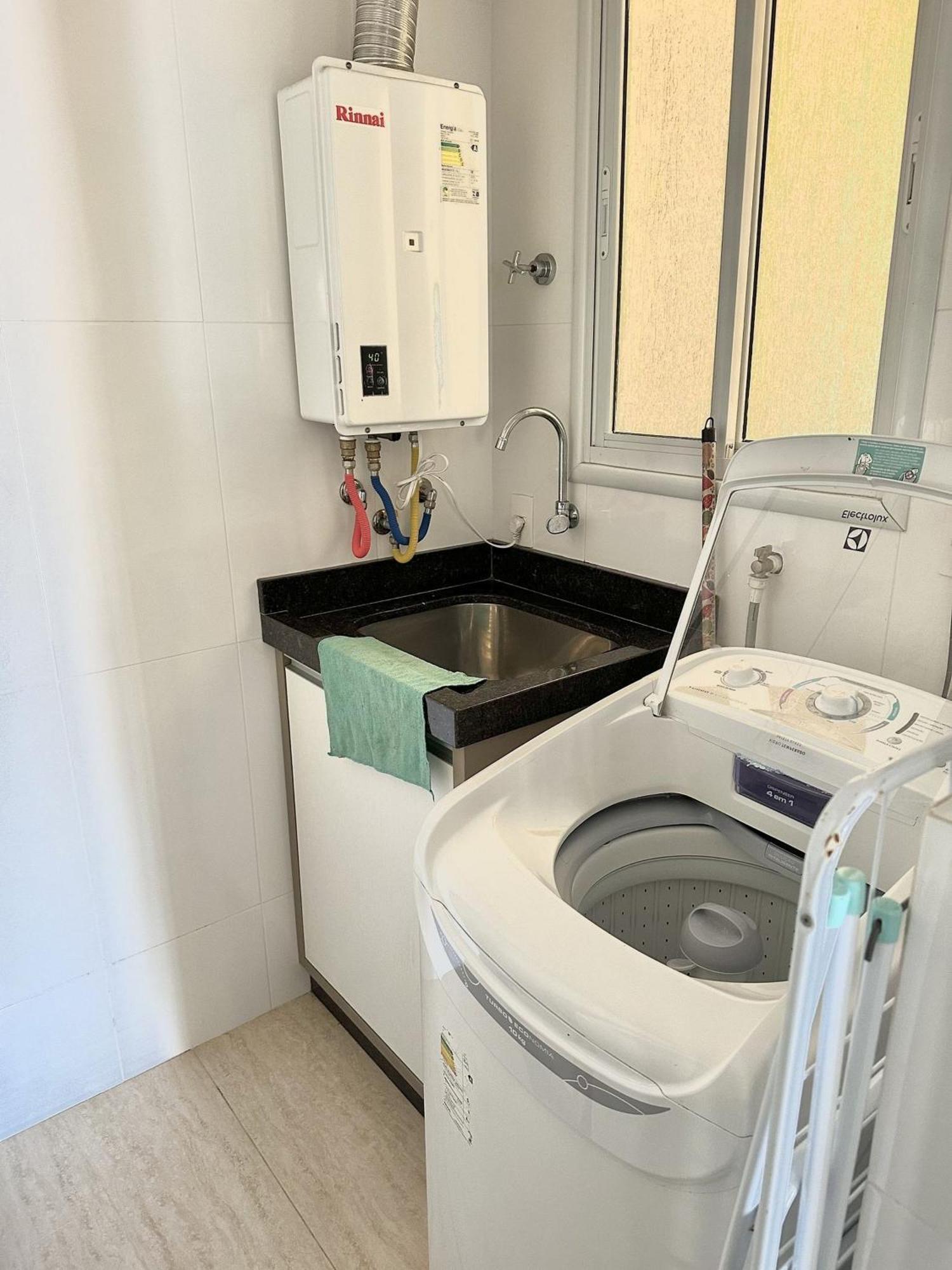 Apartamento Avenida F Бомбиньяс Экстерьер фото